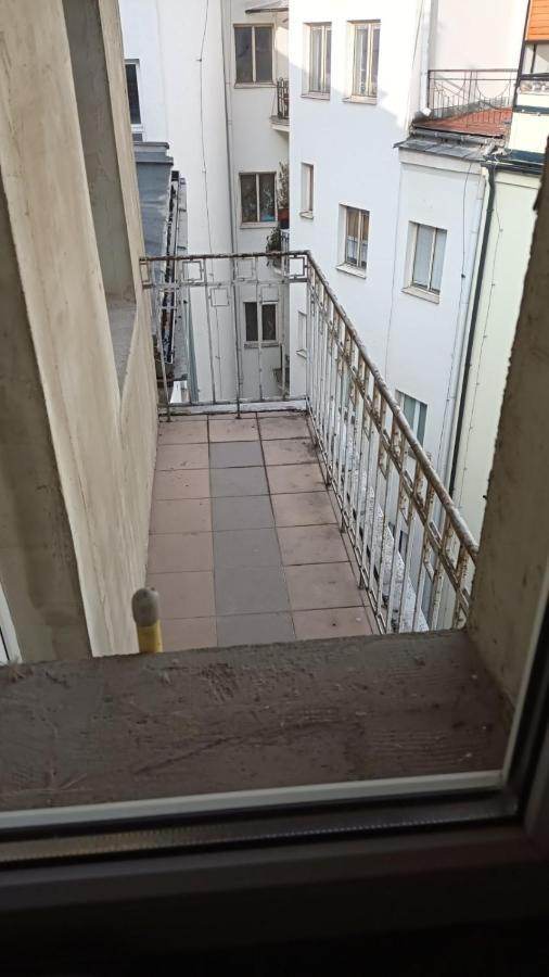 Bydlení v centru OV blízko Stodolní, bez výtahu Apartamento Ostrava Exterior foto