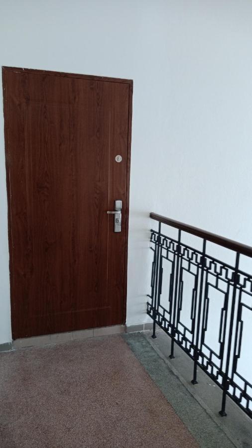 Bydlení v centru OV blízko Stodolní, bez výtahu Apartamento Ostrava Exterior foto