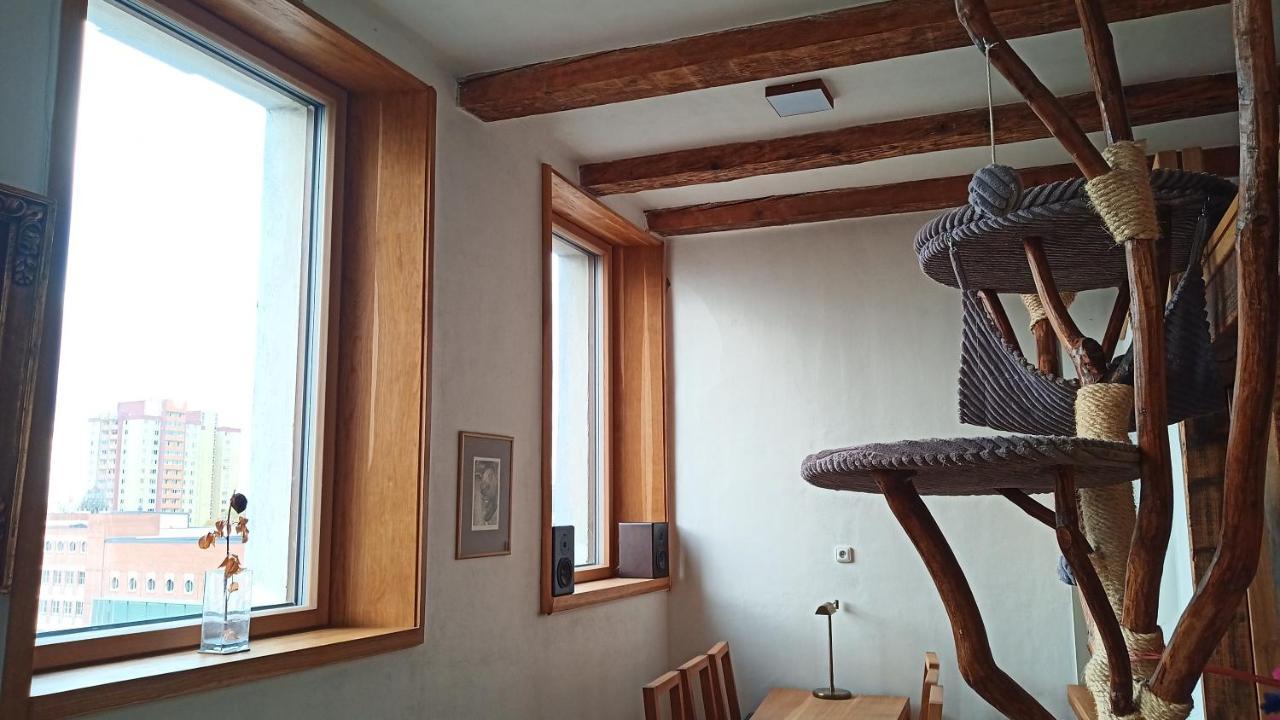 Bydlení v centru OV blízko Stodolní, bez výtahu Apartamento Ostrava Exterior foto