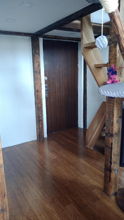 Bydlení v centru OV blízko Stodolní, bez výtahu Apartamento Ostrava Exterior foto